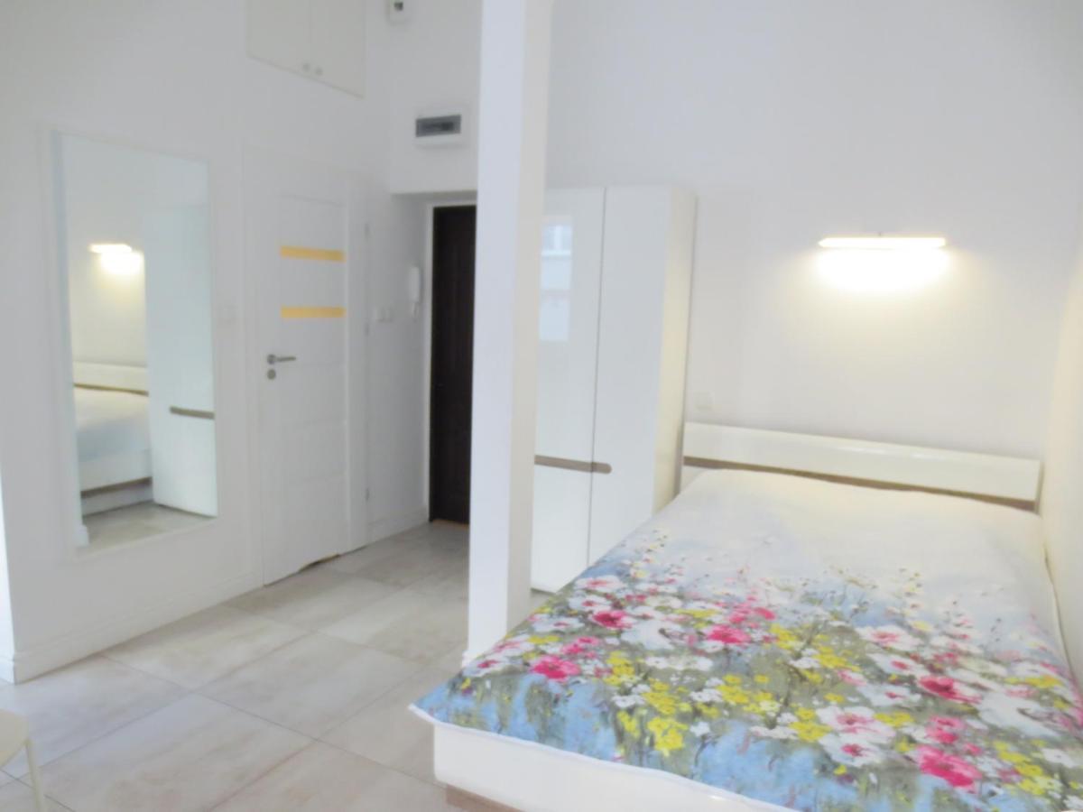 גדנסק Lovely Apartment In The Heart Of The Old Town מראה חיצוני תמונה